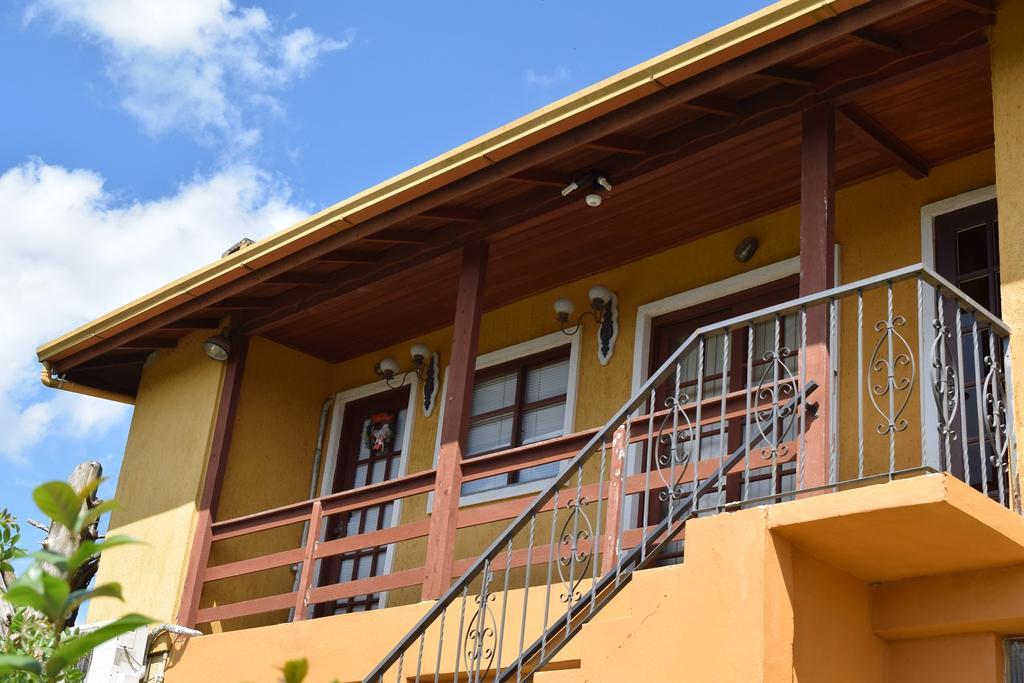 Residencial Dom Celeste Canela Exterior photo